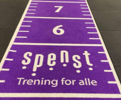 Sprint Track; HEAVY Start & Finish, značky po 1m, tl. 13 mm, PINK, 1 m2